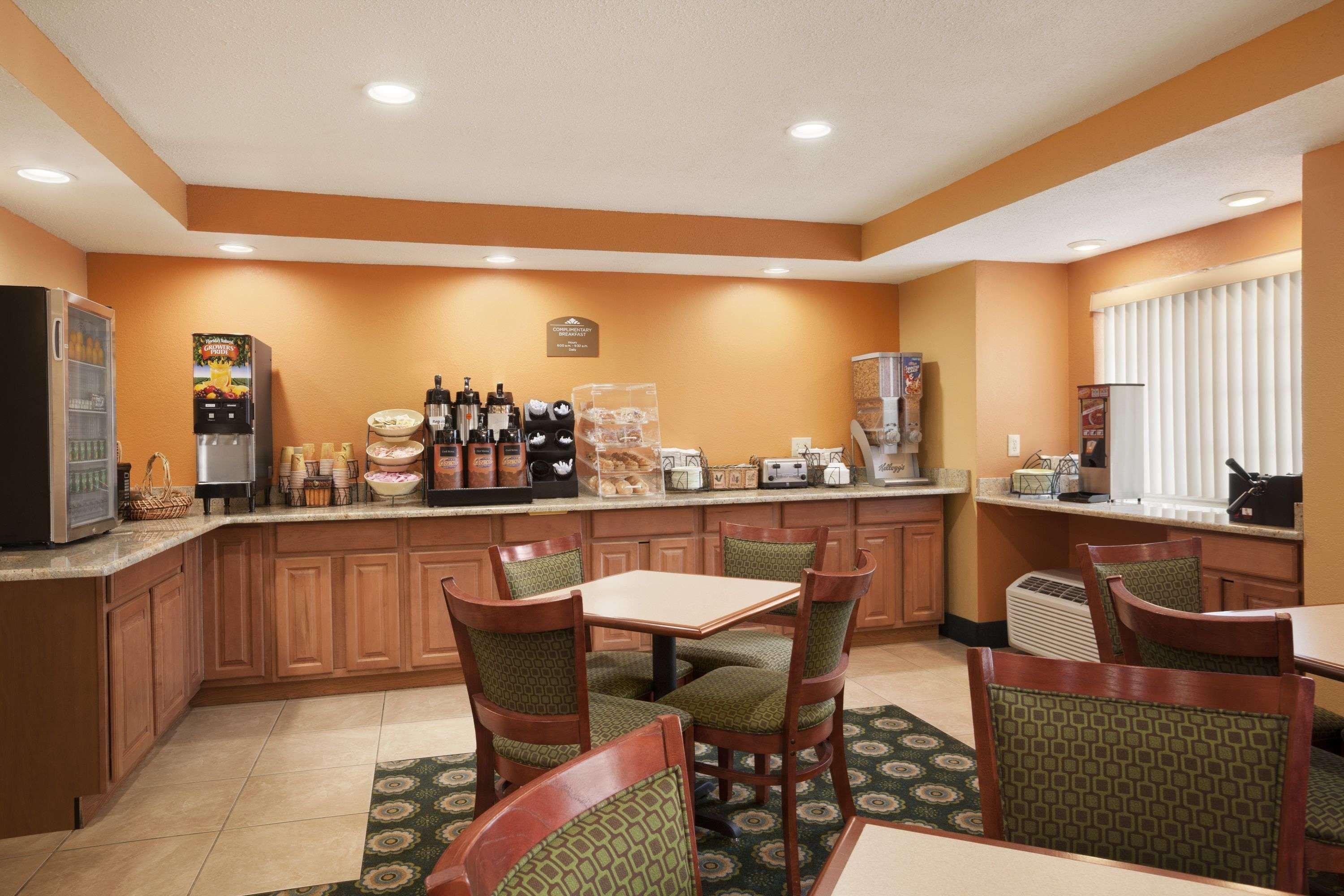 Microtel Inn By Wyndham - Albany Airport Latham Exterior foto