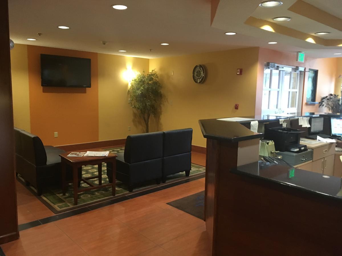Microtel Inn By Wyndham - Albany Airport Latham Exterior foto