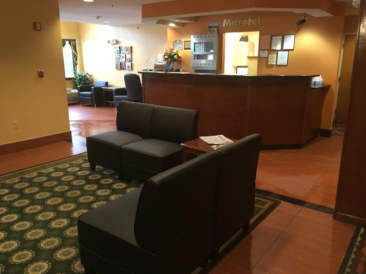 Microtel Inn By Wyndham - Albany Airport Latham Exterior foto